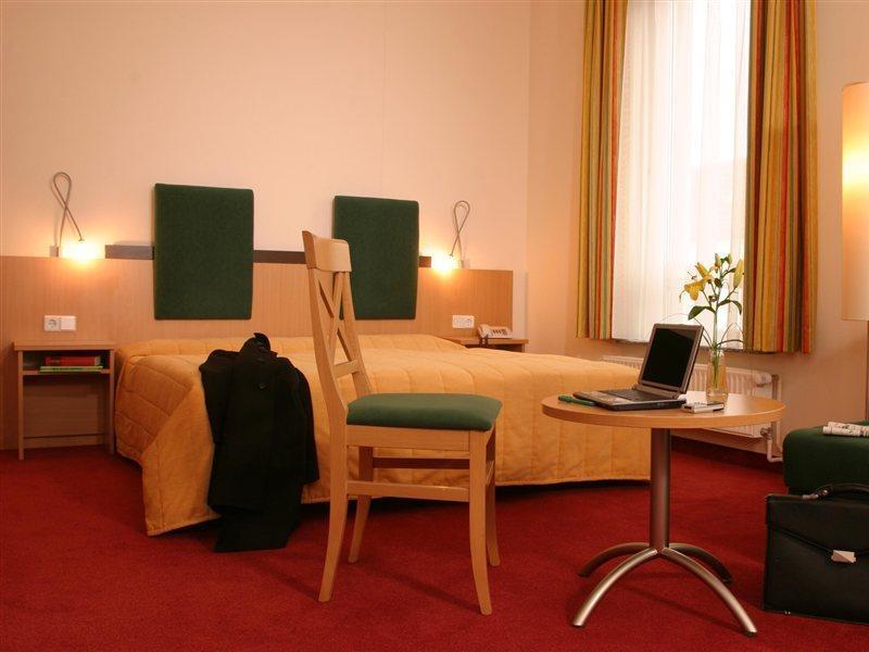 Ibis Styles Berlin City Ost Buitenkant foto