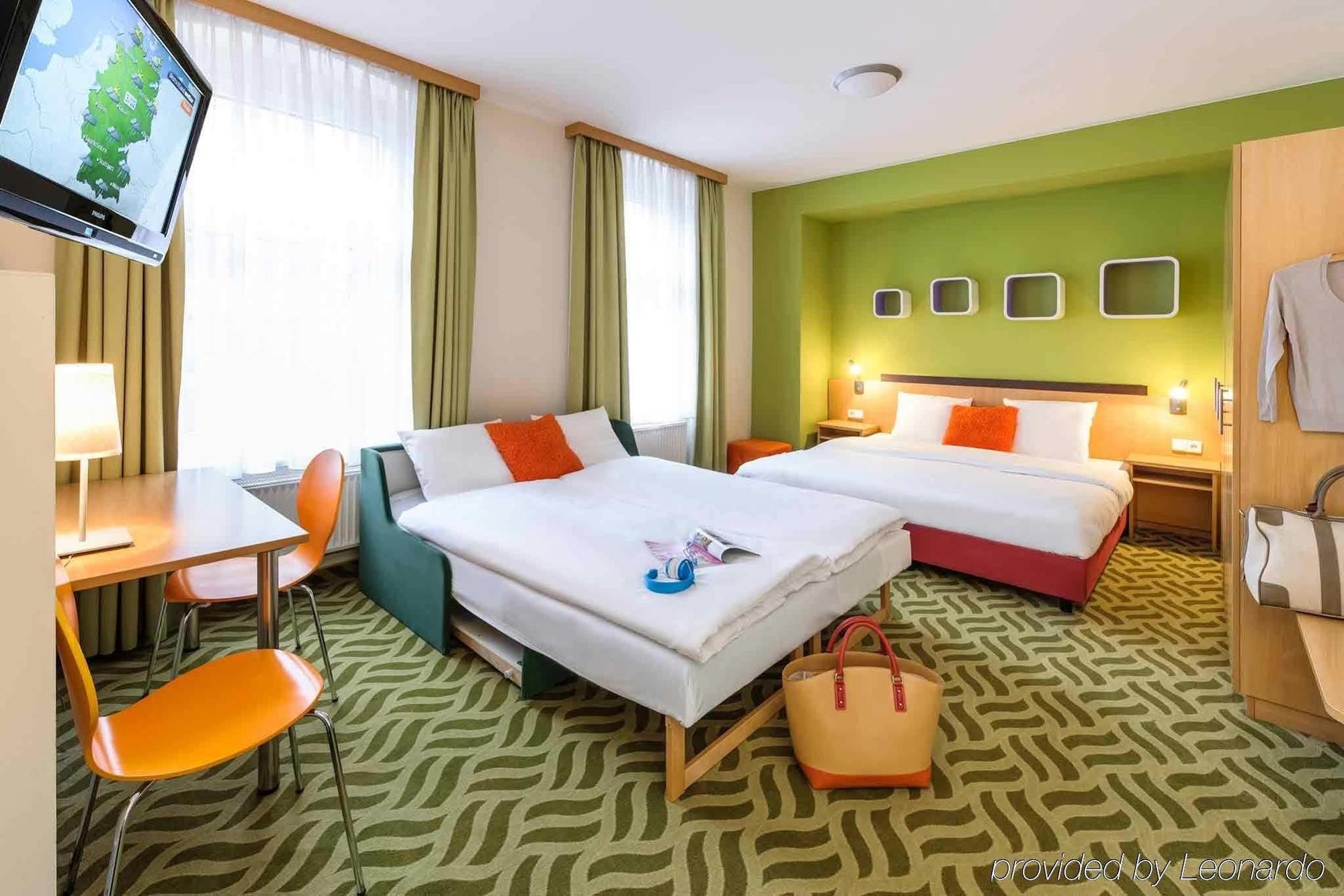 Ibis Styles Berlin City Ost Buitenkant foto